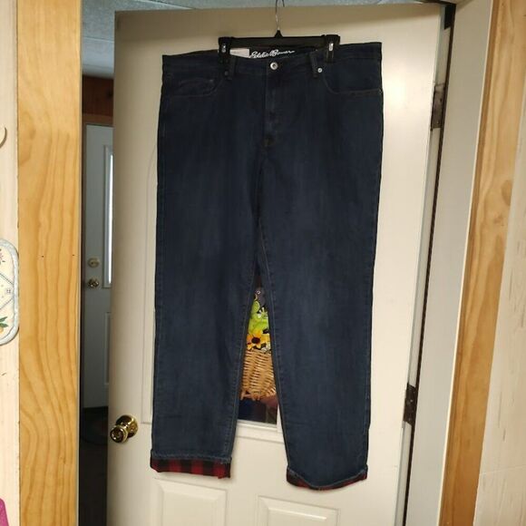 New Eddie Bauer Straight Fit Flannel Lined Dark Blue Jeans Size Men's 40/34 - Picture 1 of 4